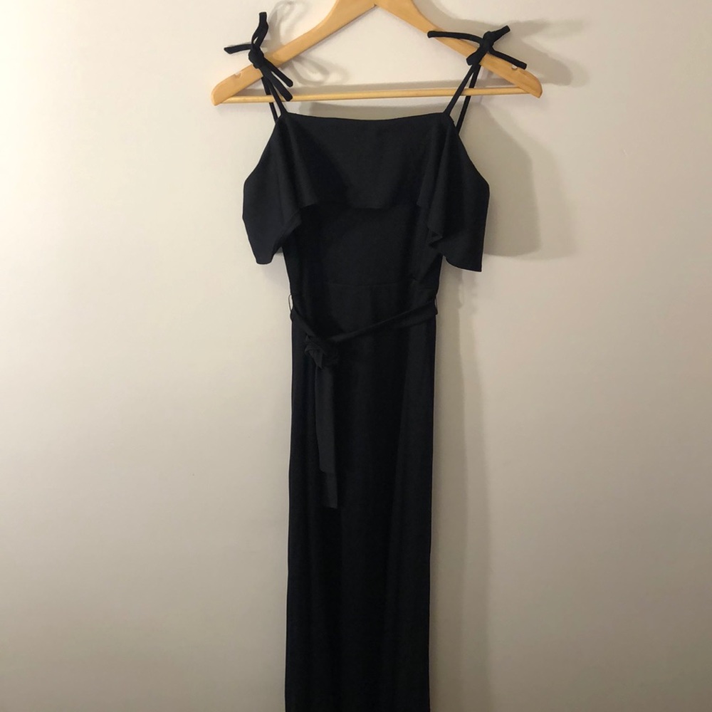 Size M Long Black Dress